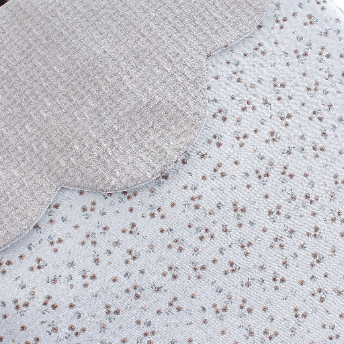 Colcha capazo reversible Inés Uzturre - Nanetes