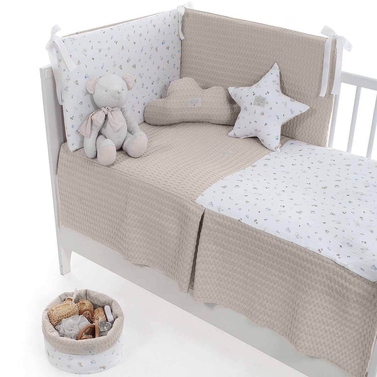Colcha+ Protector cuna Benjamin Uzturre - Nanetes