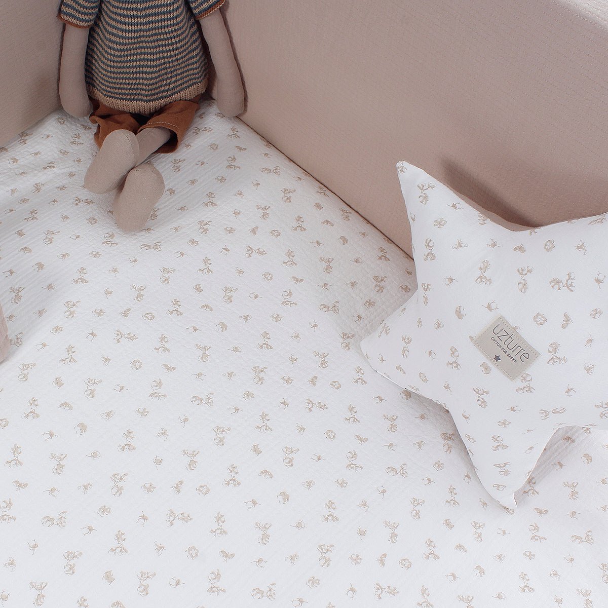 Colcha+ Protector cuna Flavia Uzturre - Nanetes