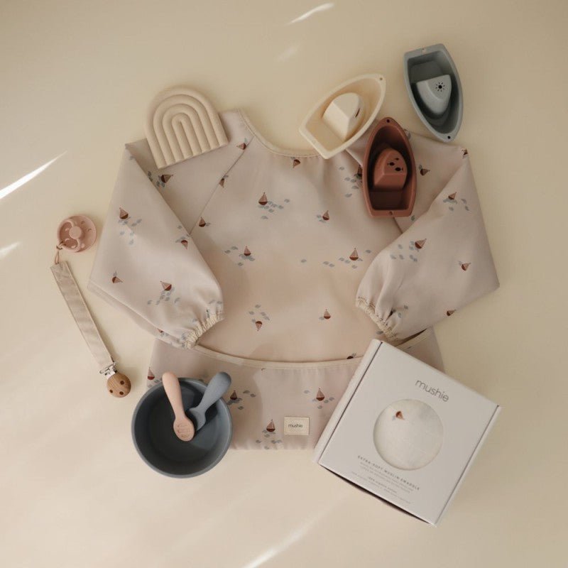 Babero con mangas Boats - Nanetes