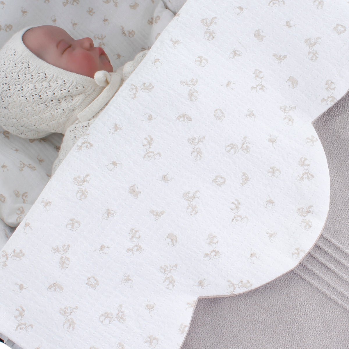 Colcha capazo Reversible Flavia Uzturre - Nanetes