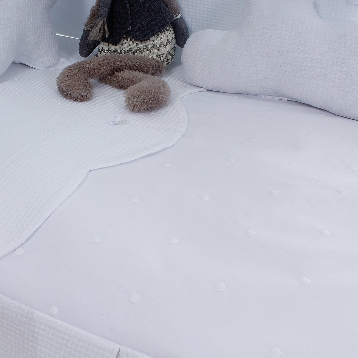 Colcha+ Protector cuna Adriana Uzturre - Nanetes