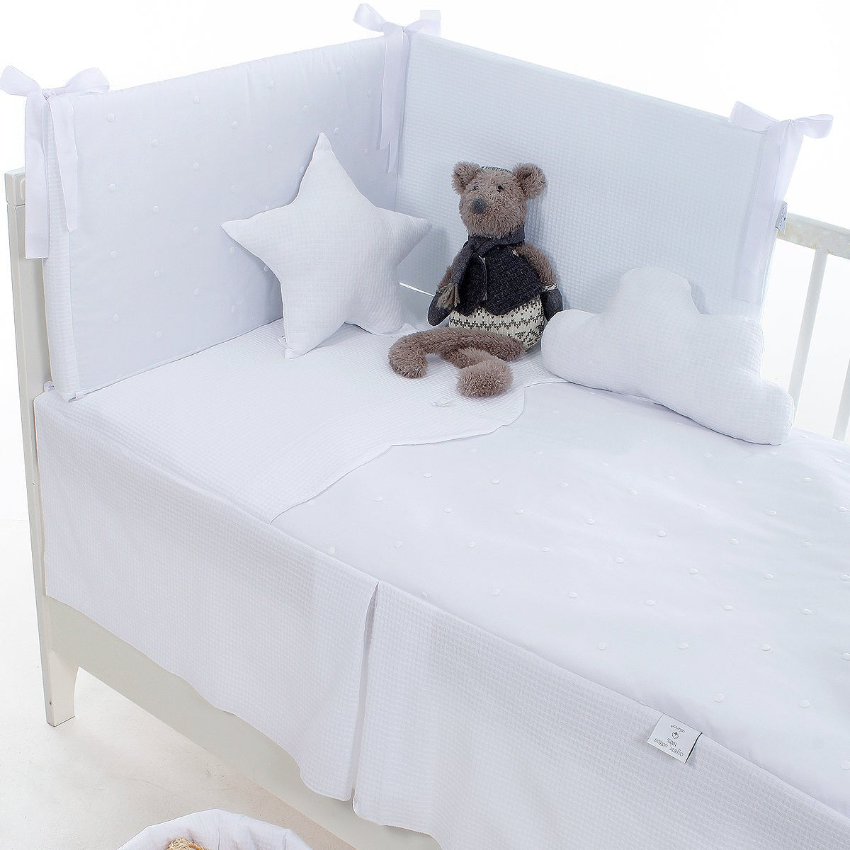 Colcha+ Protector cuna Adriana Uzturre - Nanetes