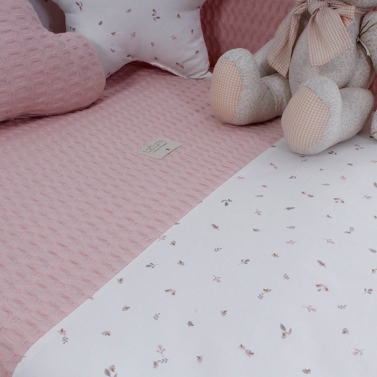 Colcha+ Protector cuna Renata Uzturre - Nanetes