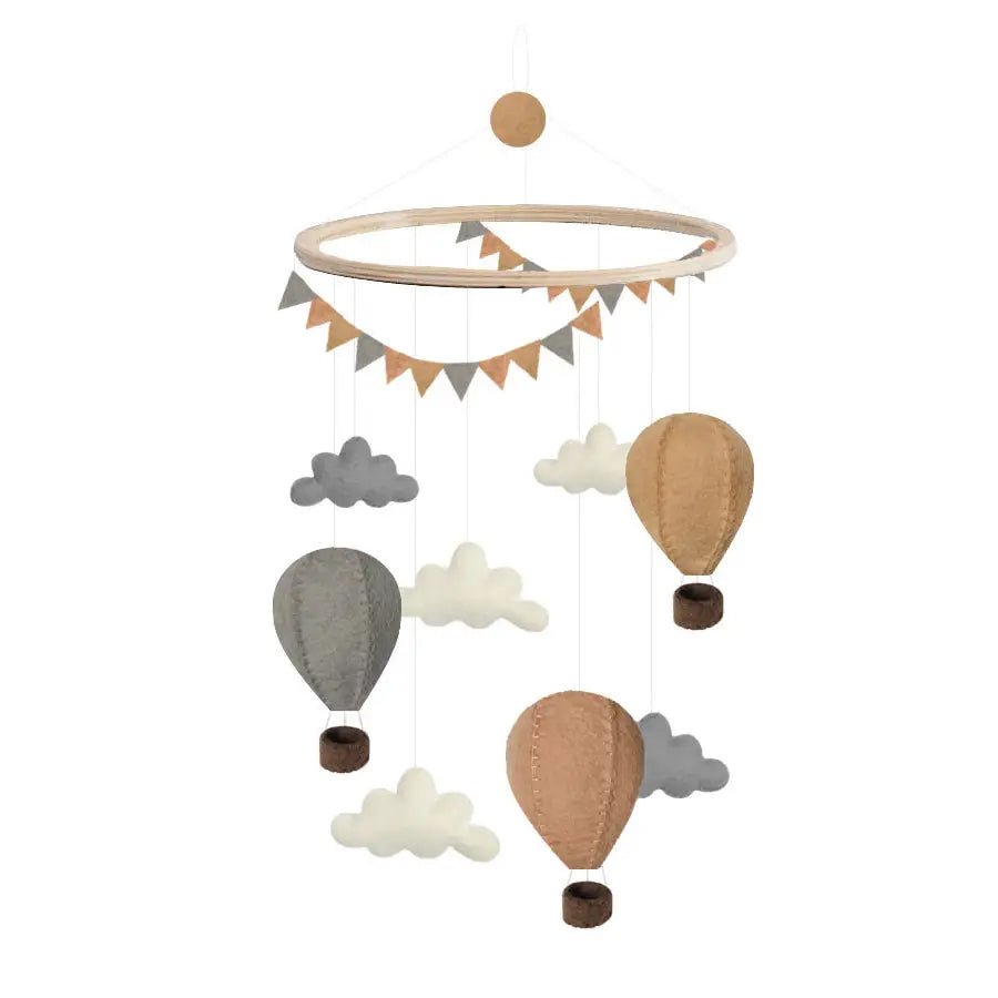 Móvil para cuna artesanal Globos camel - Nanetes