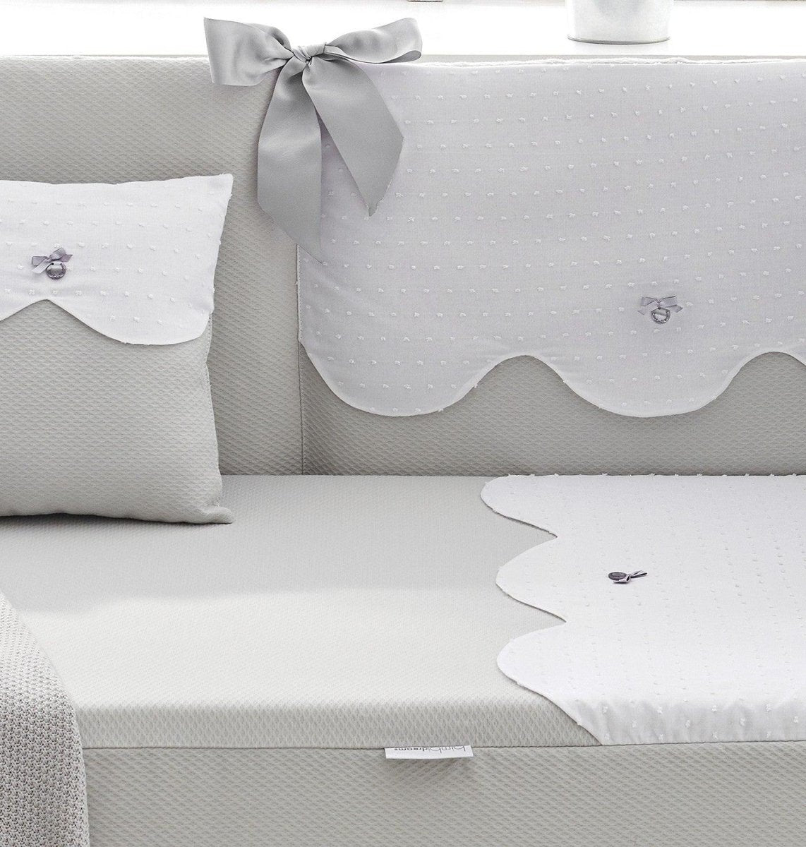 Edredón Cuna Bebé con Chichonera Toscana Gris Bimbi Class - Nanetes
